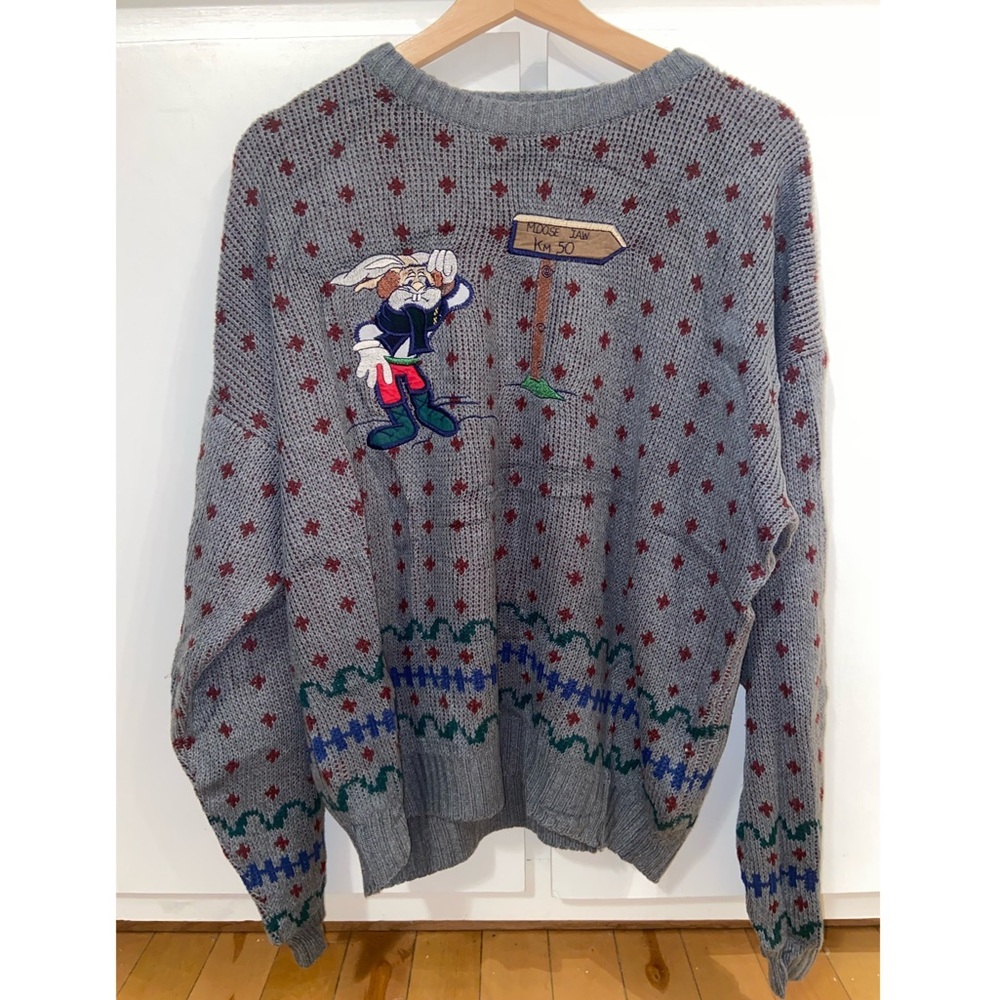 Vintage embroidered handmade bunny sweater wool brand fine line color grey